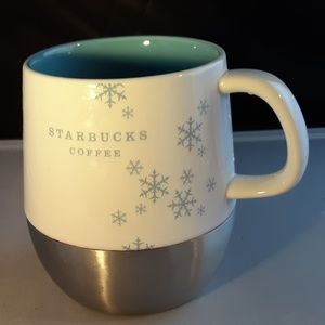 STARBUCKS  Holiday 2014 Snowflake Mug 14 oz